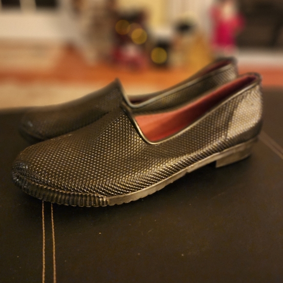 Cougar Hand Crafted Rubber Shoes Black SZ 11 - Picture 2 of 5